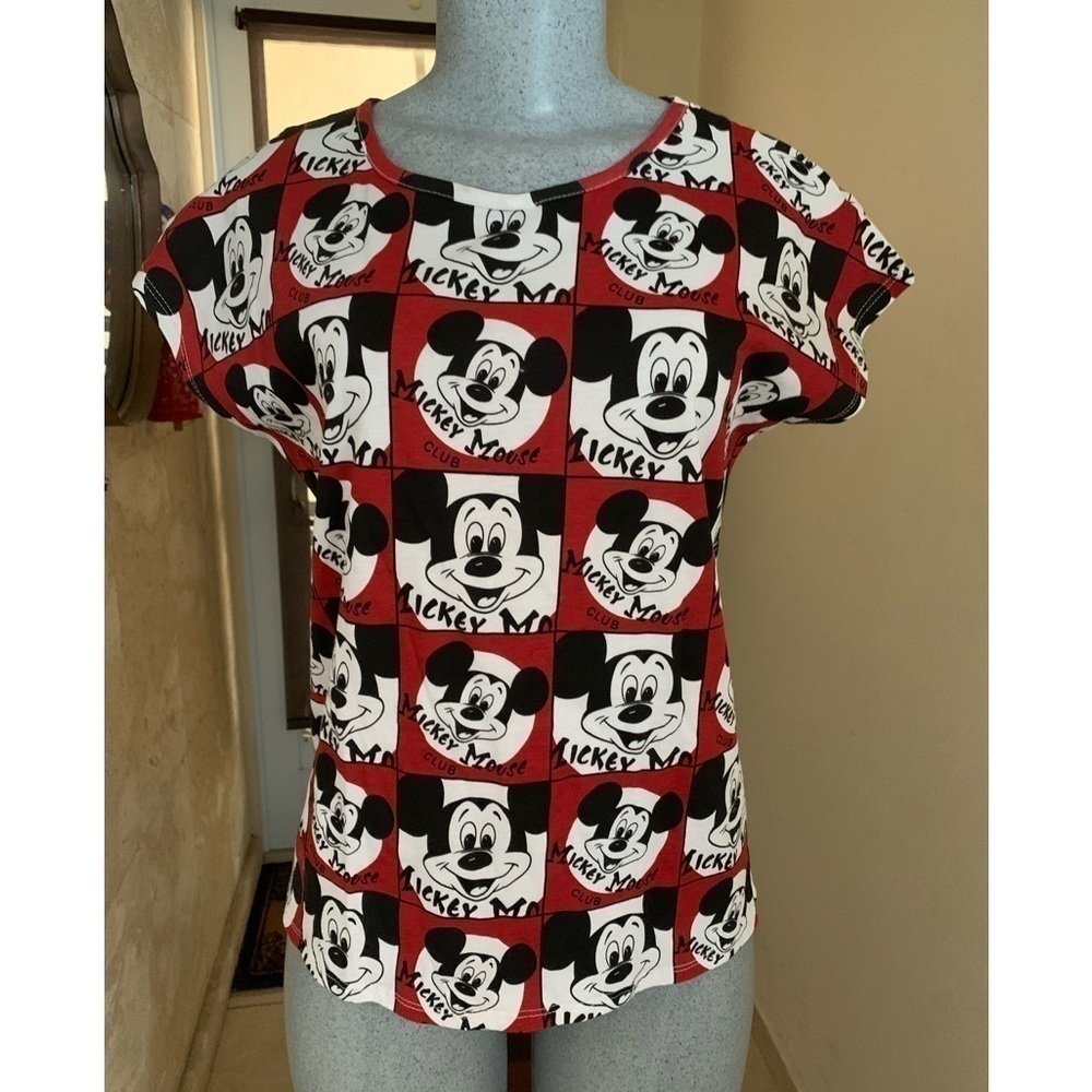 Disney Mickey Mouse Girl’s XL Shirt